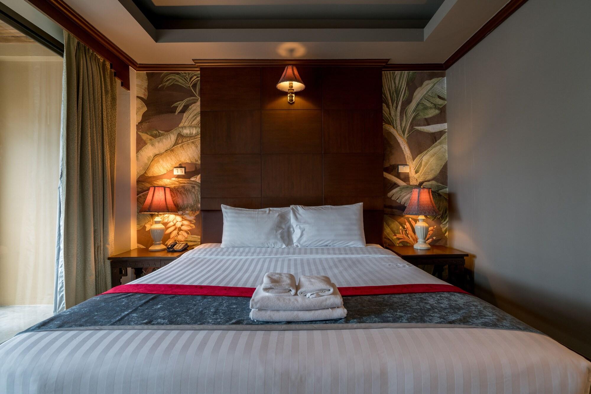 Hotel Minatale Phuket Patong Esterno foto