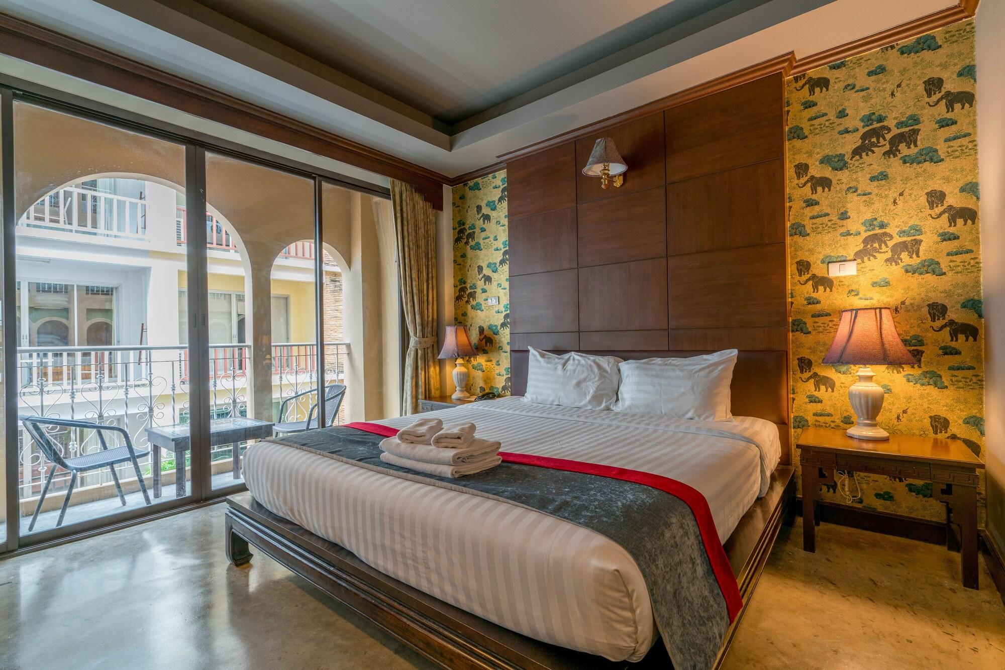 Hotel Minatale Phuket Patong Esterno foto