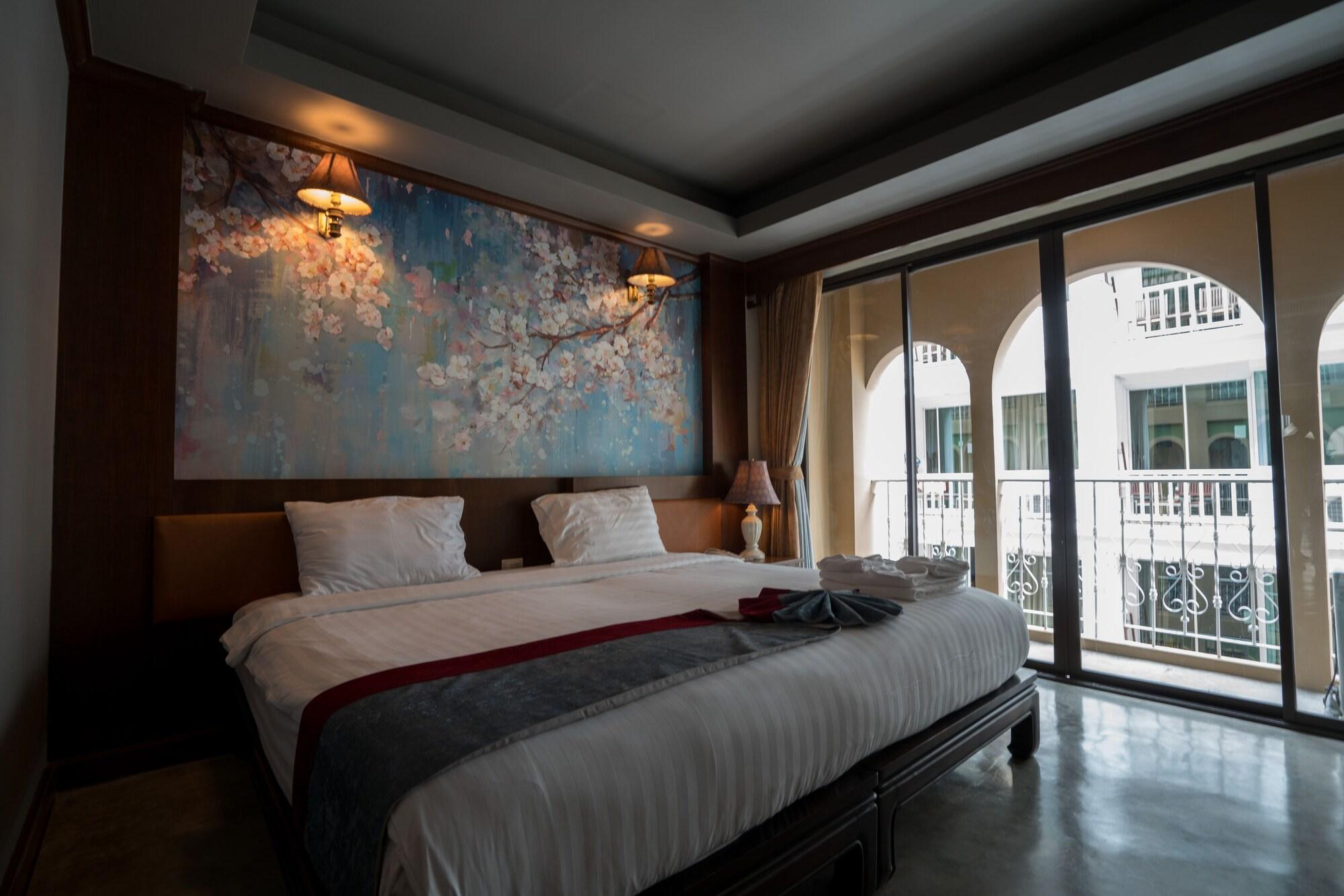 Hotel Minatale Phuket Patong Esterno foto