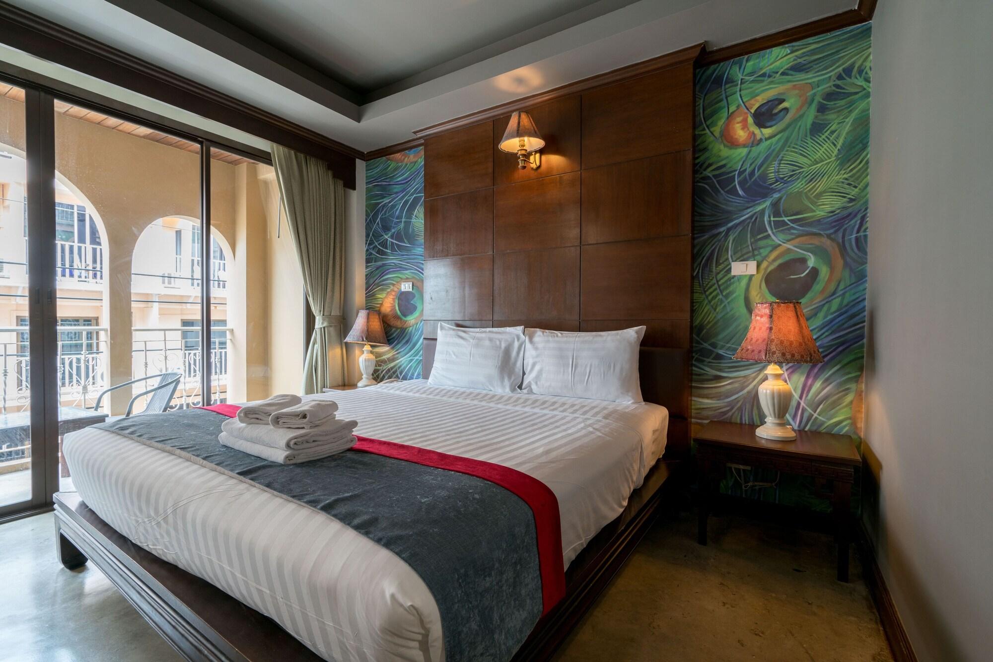 Hotel Minatale Phuket Patong Esterno foto