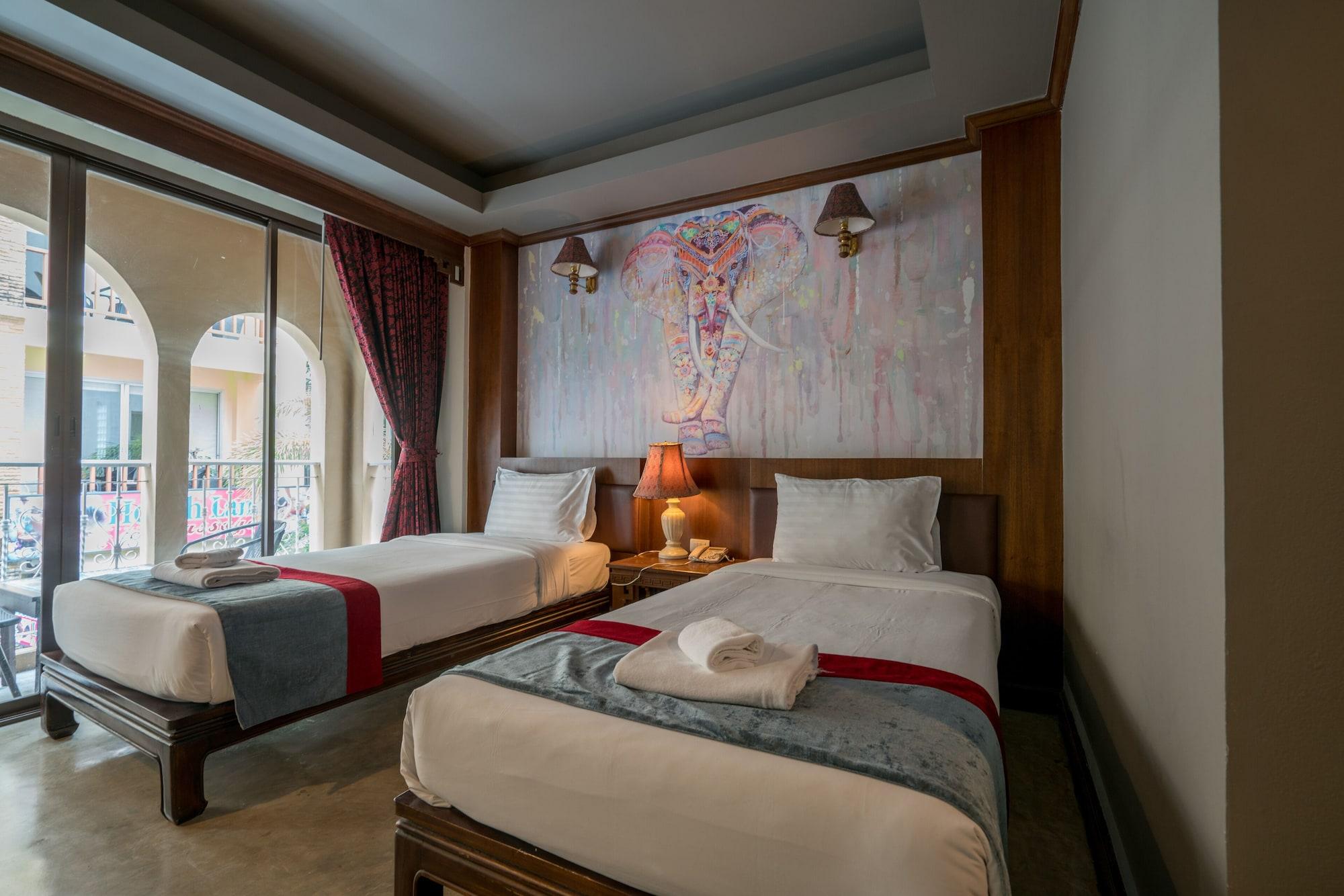 Hotel Minatale Phuket Patong Esterno foto