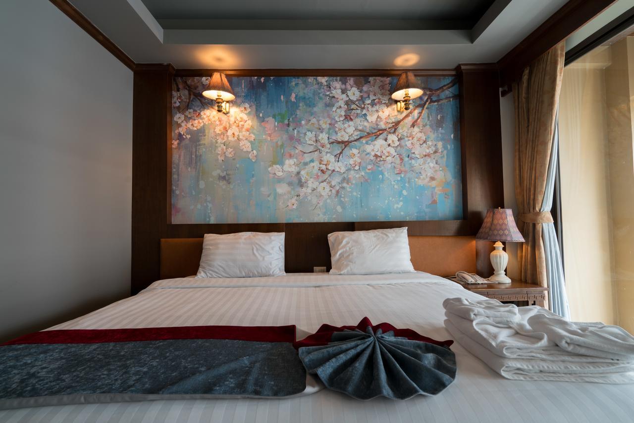 Hotel Minatale Phuket Patong Esterno foto
